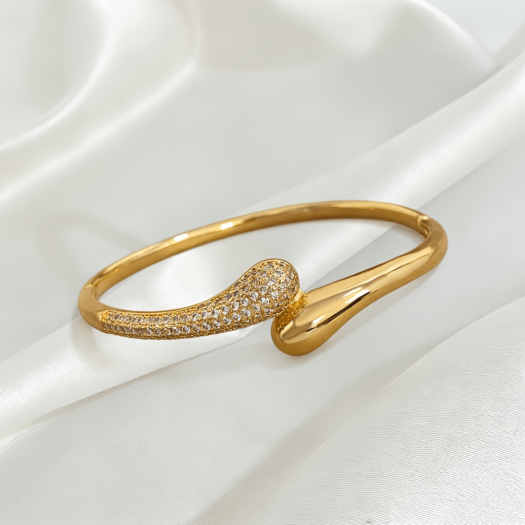 Women's Exquisite Inlaid Golden Snake Bangle Bracelet